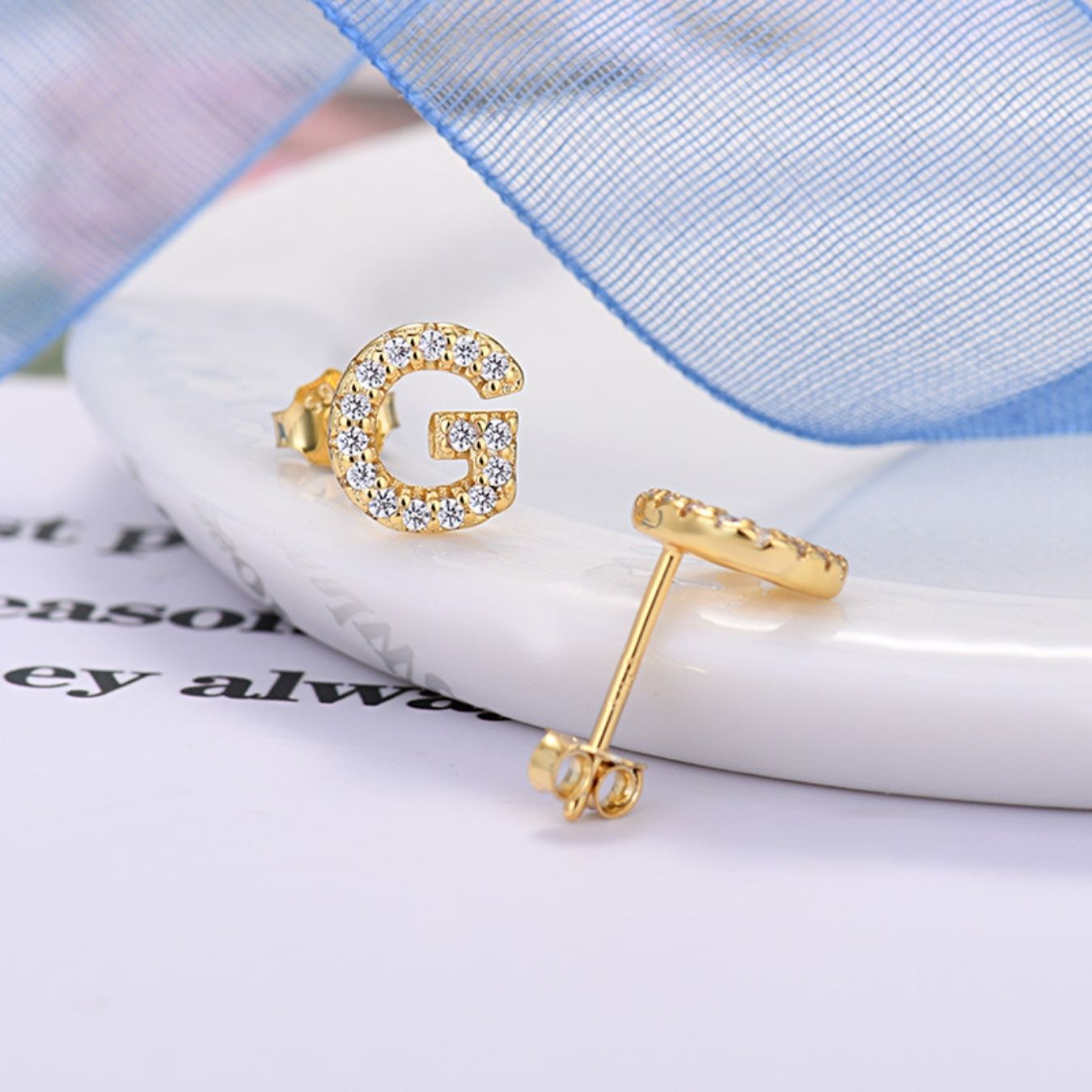 Initial Øreringe "Identity"