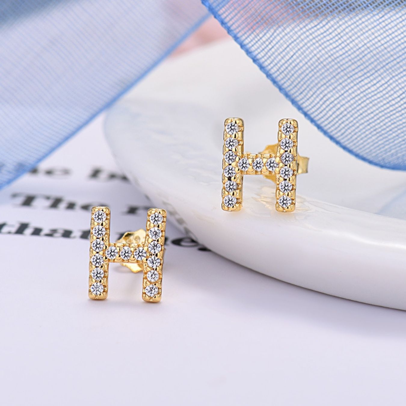 Initial Øreringe "Identity"