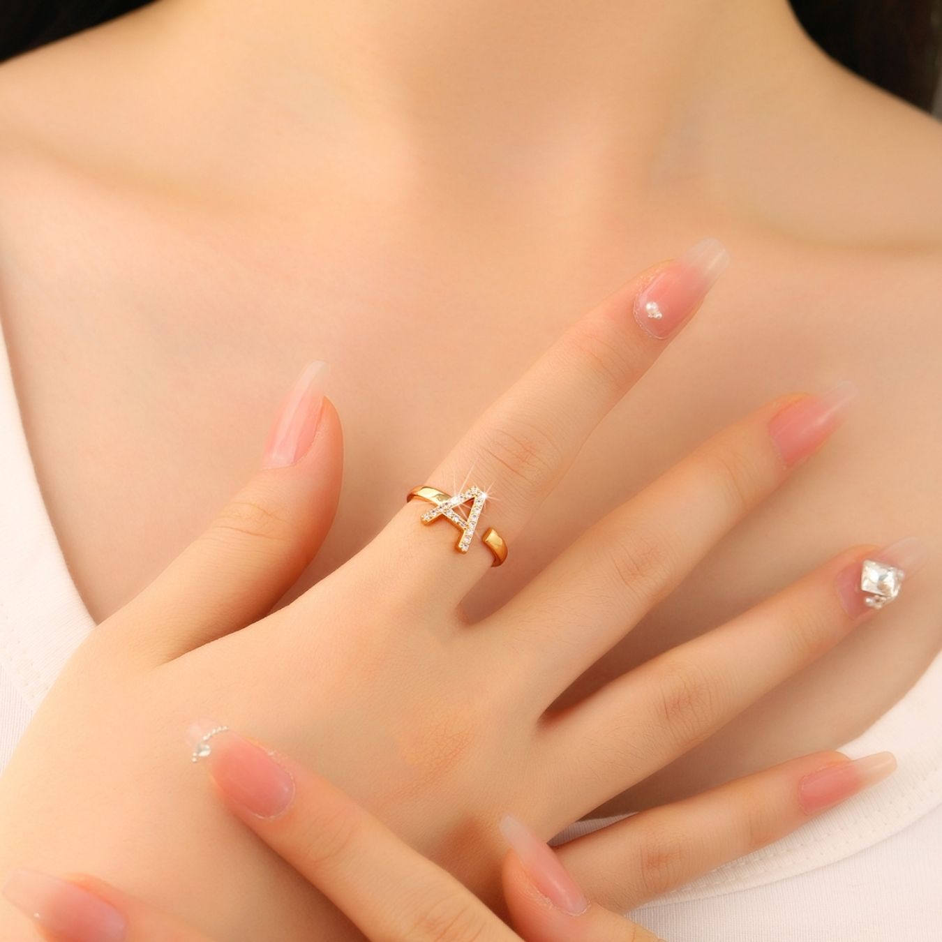 Justerbar Initial Ring "Twinkle"