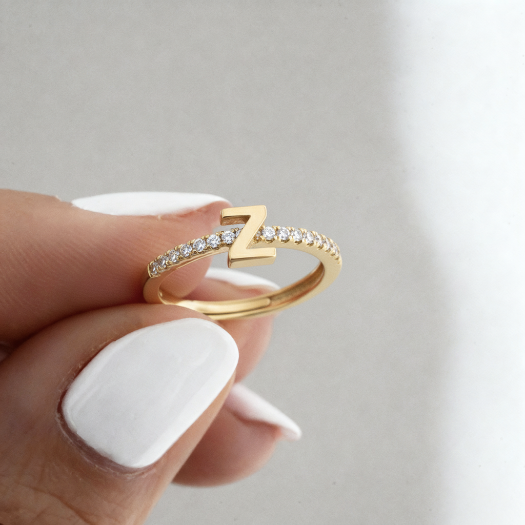 Justerbar Initial Ring "Sparkle"