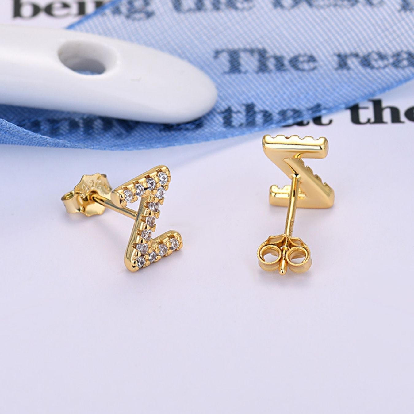 Initial Øreringe "Identity"