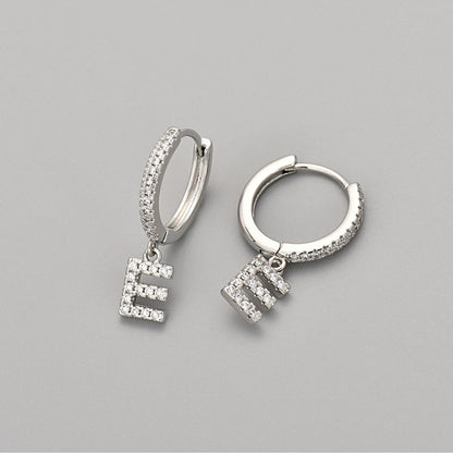 Initial øreringe "Crystal"