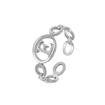 Justerbar Initial Ring "Embrace"