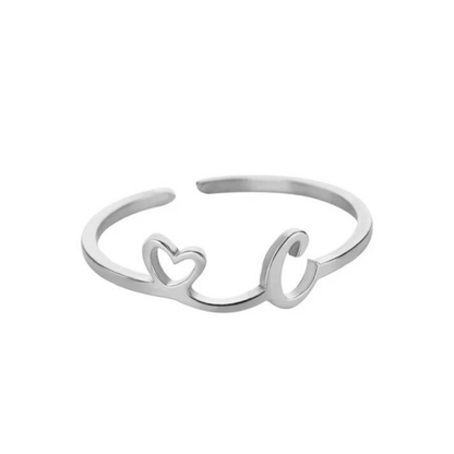 Justerbar Initial Ring "Pretty"