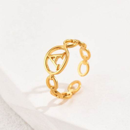Justerbar Initial Ring "Embrace"