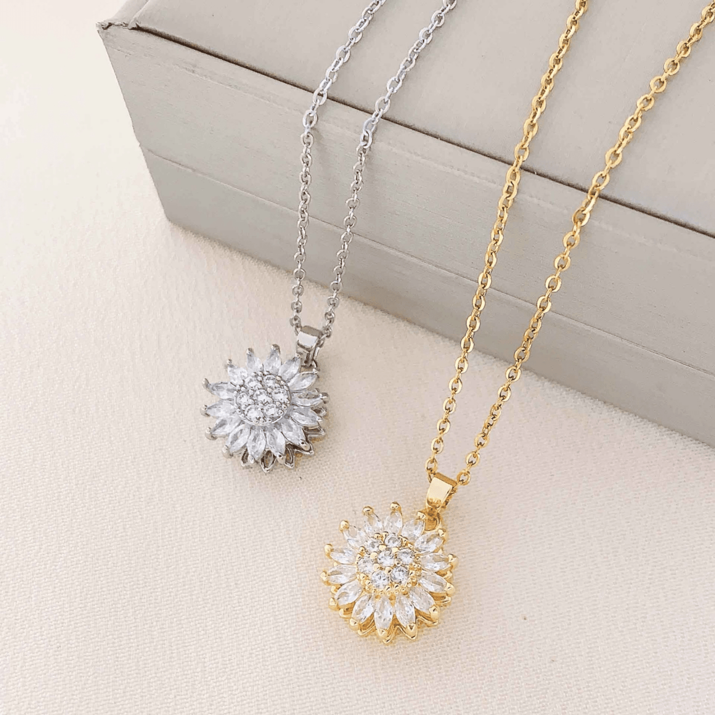 RICCARDI - COLLIER "Tournesol rotatif" - Riccardi