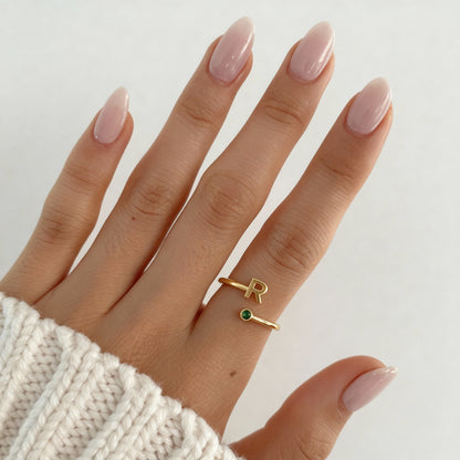 Justerbar Initial Ring "Essence"