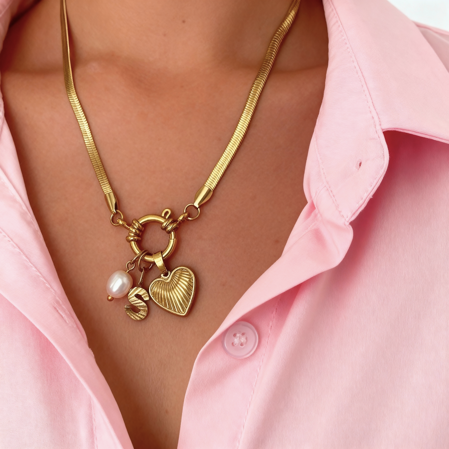 Initial Halskæde "Gold Memory"